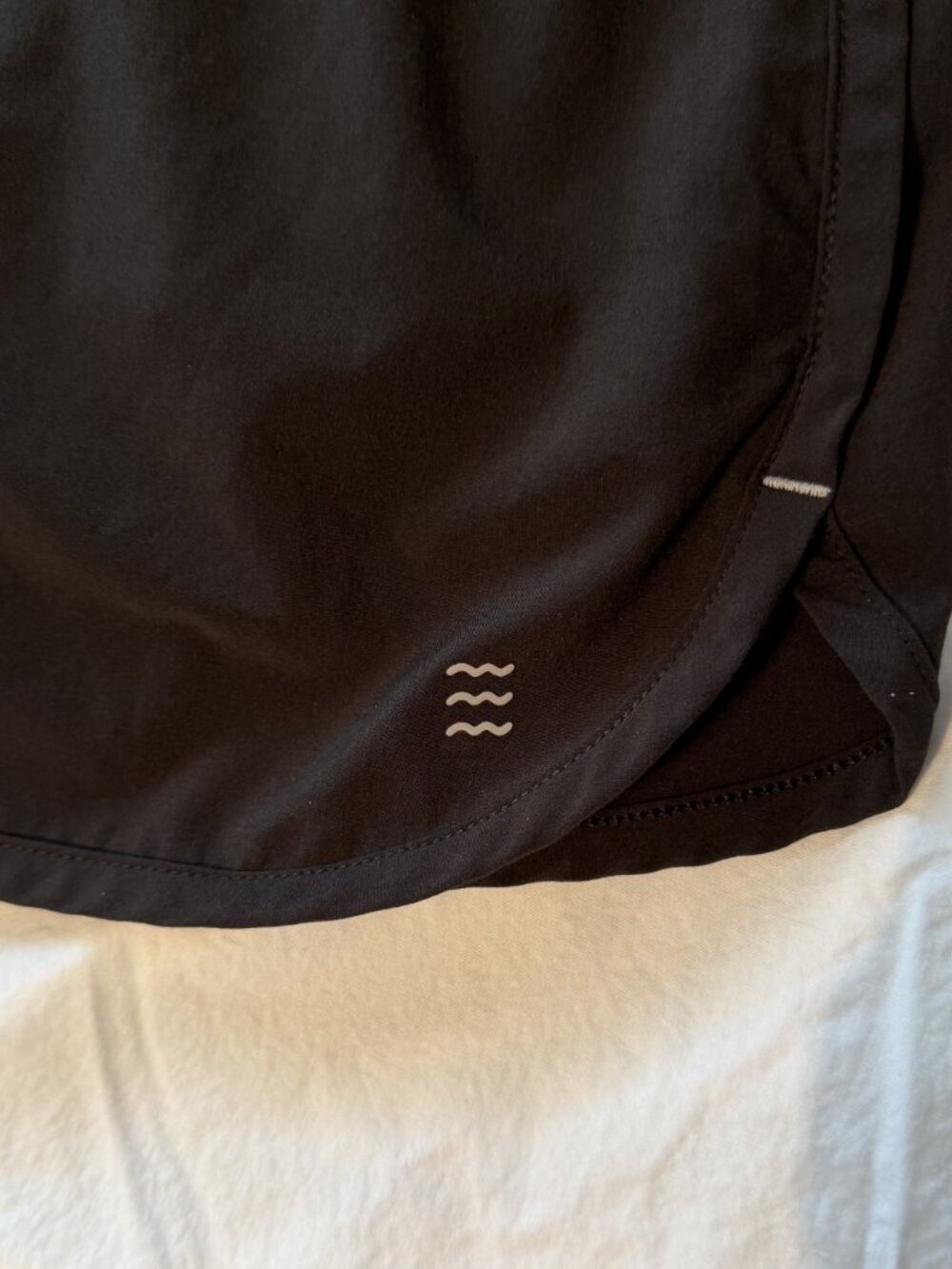 Free Fly Black Running Skort, Size Medium - Picture 3 of 7